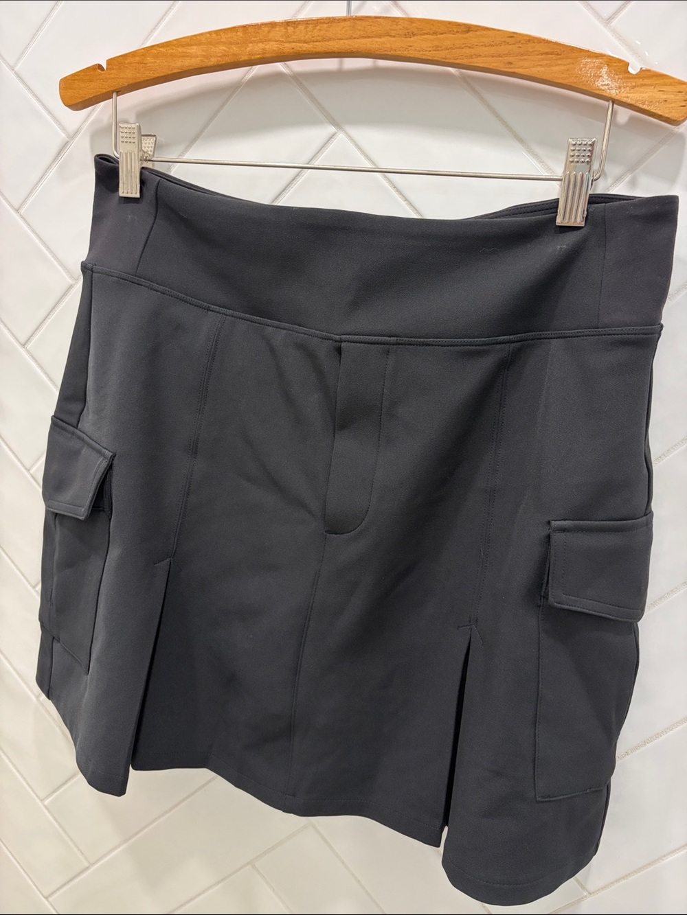 Athleta Black Active Skort with pockets